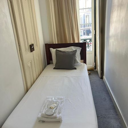 Sao Lazaro Bhuiyan Family Host Hotel Lisboa Екстериор снимка