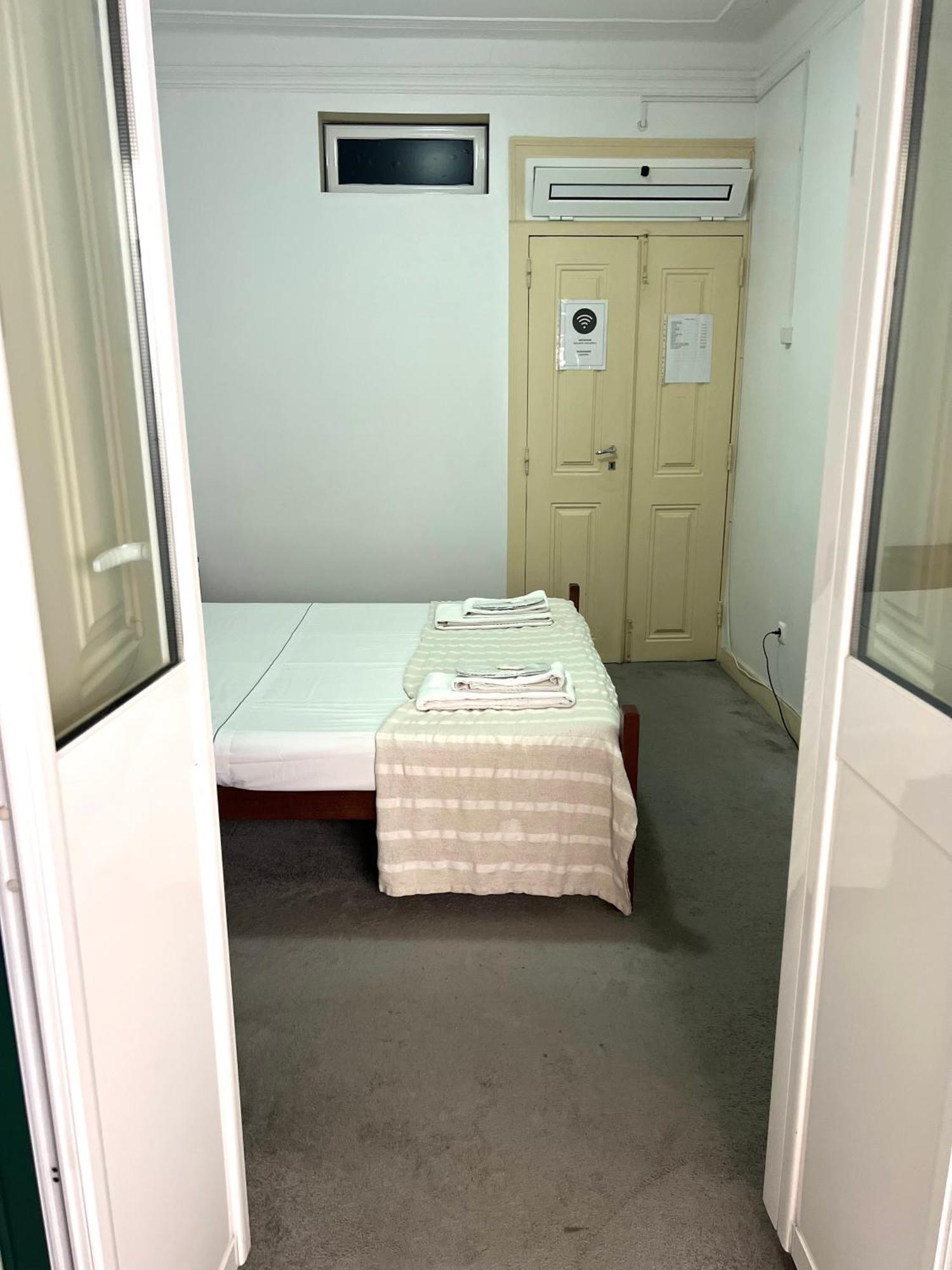 Sao Lazaro Bhuiyan Family Host Hotel Lisboa Екстериор снимка
